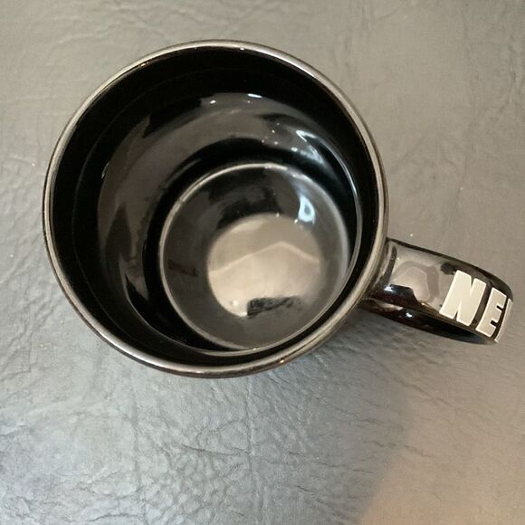 New York City 12 Ounce Coffee Tea Cocoa Collectable Black White Lettering Mug - Picture 5 of 6